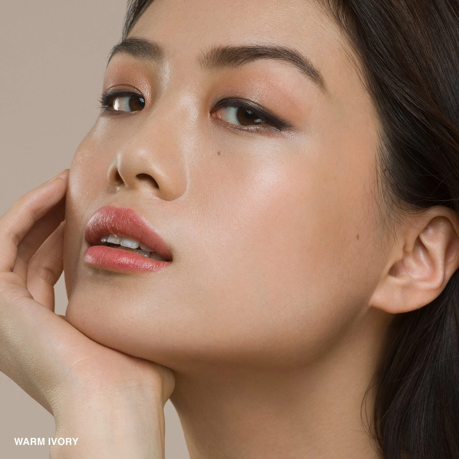 Bobbi Brown Mini Skin Long-Wear Weightless Foundation - Fond De Teint Format Voyage 9 Bobbi Brown Mini Skin Long-Wear Weightless Foundation - Fond De Teint Format Voyage – Image 7