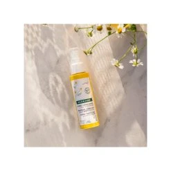 Klorane Capillaire - Spray à La Camomille - Illumine - Cheveux Blonds 10 Klorane Capillaire - Spray à La Camomille - Illumine - Cheveux Blonds -Sephora shop P10044074 2