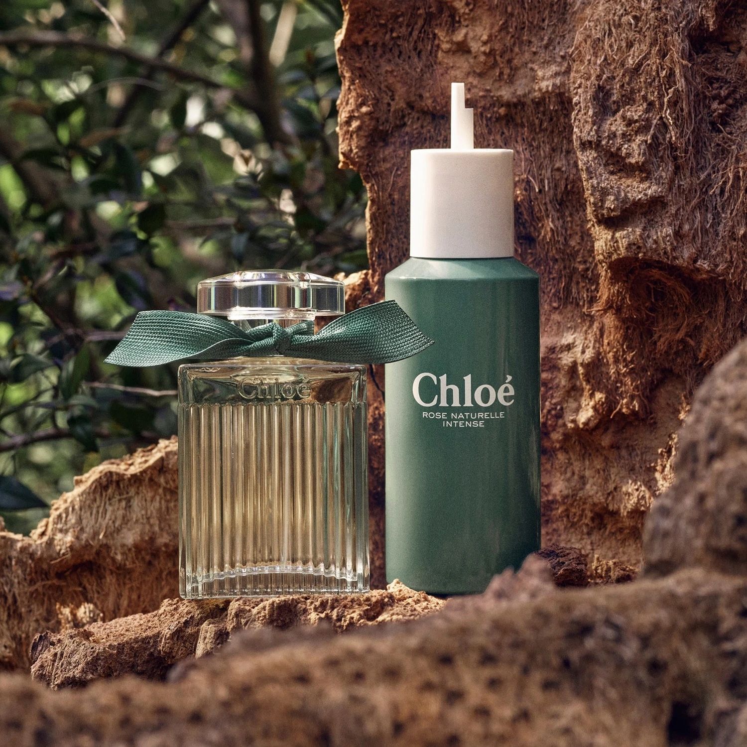 Chloé Rose Naturelle Intense - Eau De Parfum Rechargeable 7 Chloé Rose Naturelle Intense - Eau De Parfum Rechargeable – Image 5