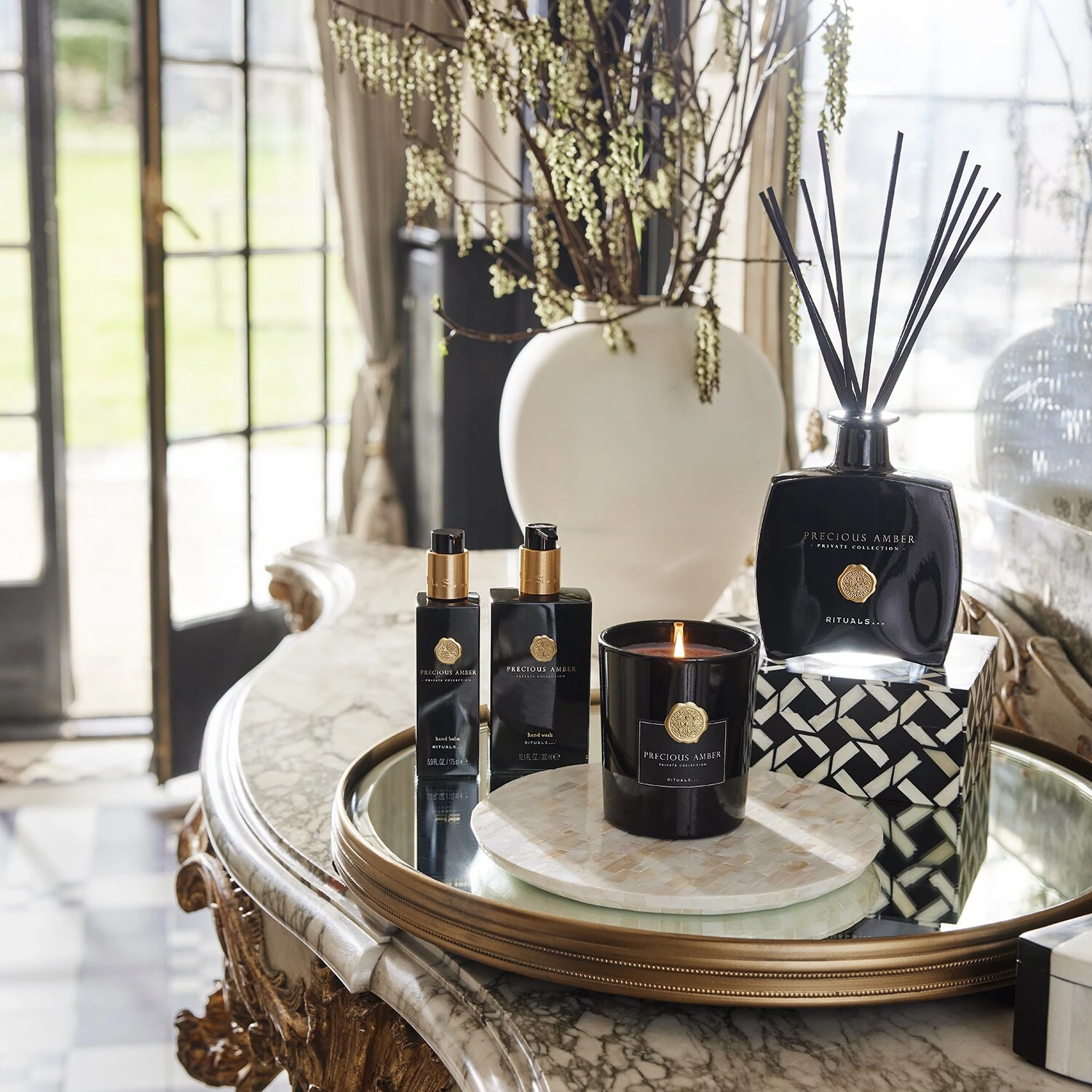 Rituals Precious Amber - Bougie Parfumée 5 Rituals Precious Amber - Bougie Parfumée – Image 3