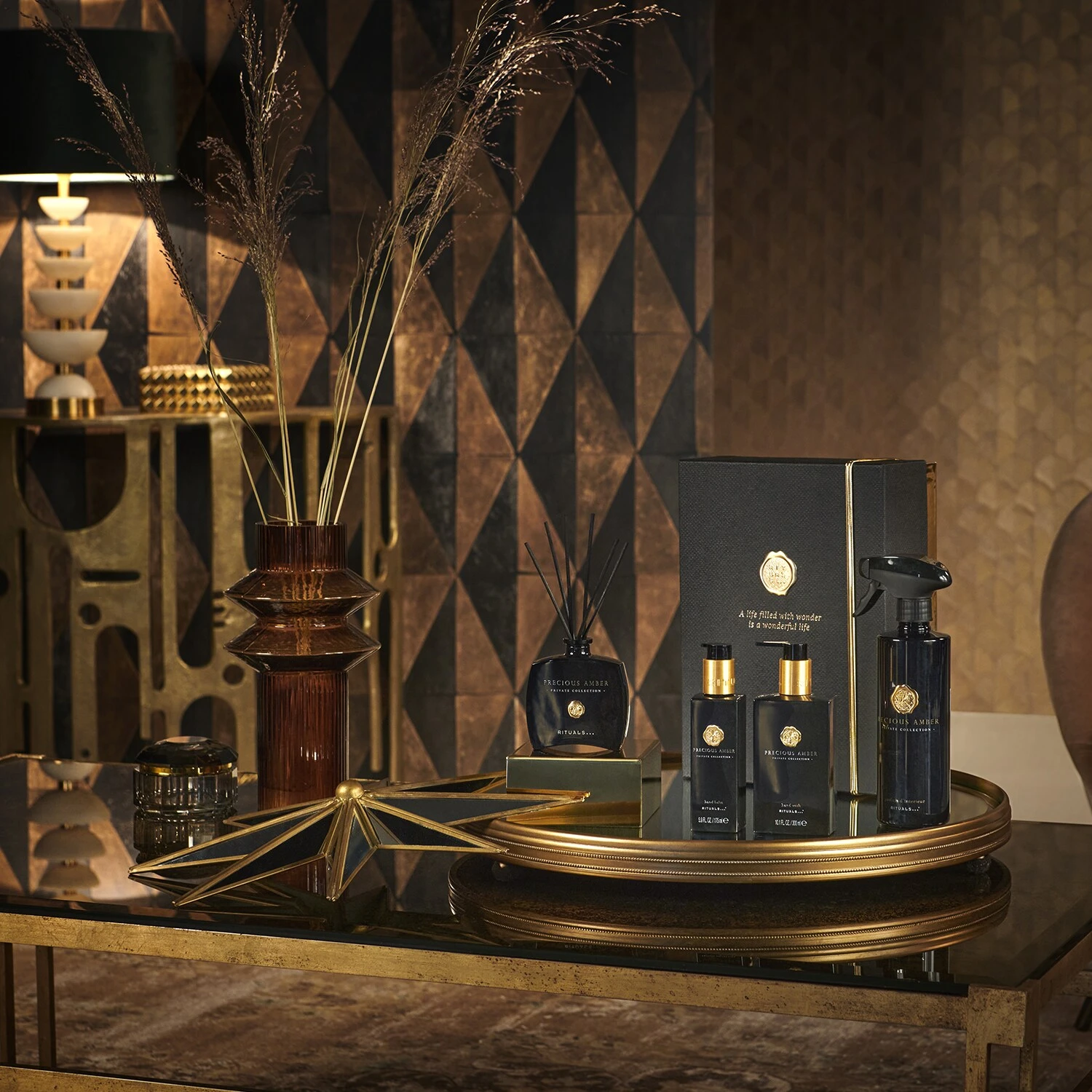 Rituals Precious Amber - Bougie Parfumée 6 Rituals Precious Amber - Bougie Parfumée – Image 4