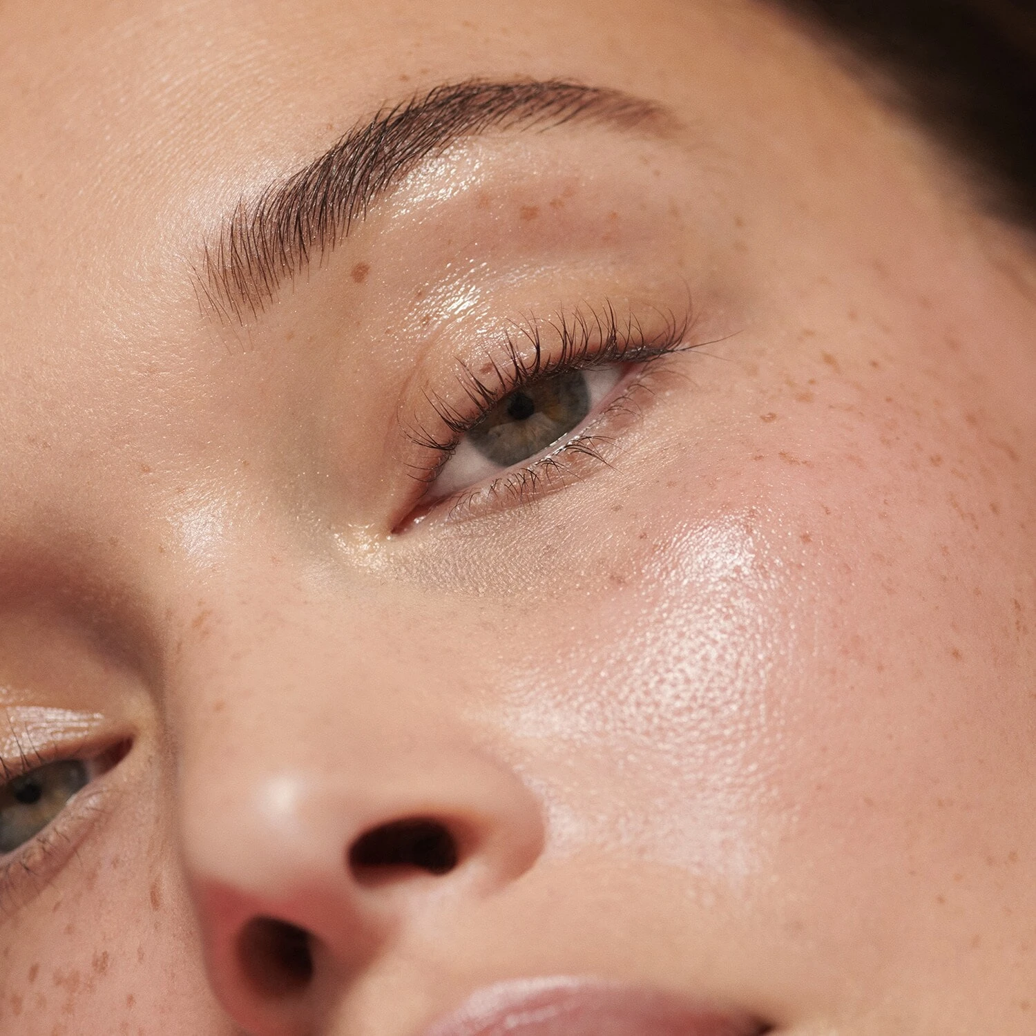 Sephora Collection Super Sérum éclat Vitamines C+E - Sérum Visage à La Vitamine C 4 Sephora Collection Super Sérum éclat Vitamines C+E - Sérum Visage à La Vitamine C – Image 2