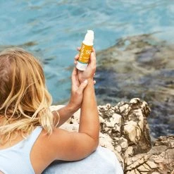 Respire Crème Solaire Protectrice SPF 50 - Crème Solaire Visage Et Corps 9 Respire Crème Solaire Protectrice SPF 50 - Crème Solaire Visage Et Corps -Sephora shop P10049501 3