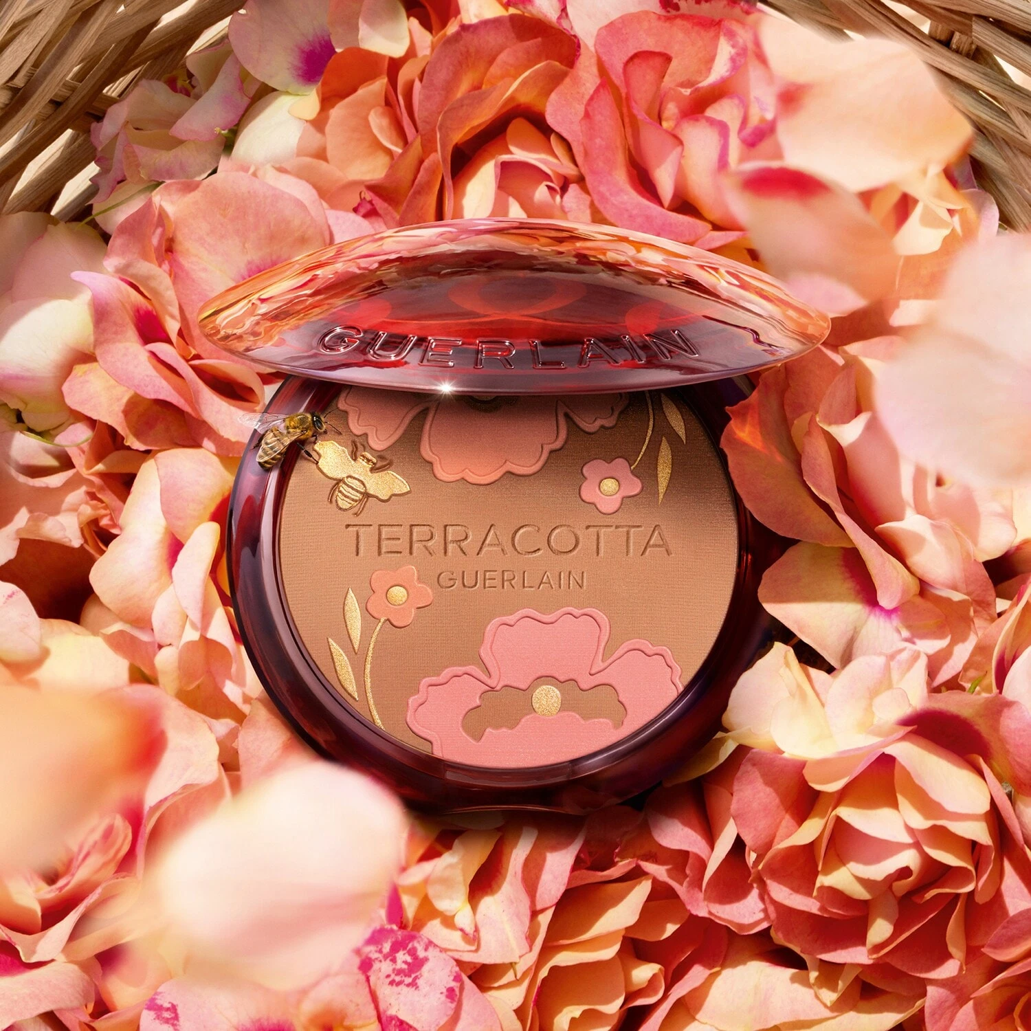 Guerlain Terracotta Flower Blossom - La Poudre éclat Bonne Mine Naturelle 4 Guerlain Terracotta Flower Blossom - La Poudre éclat Bonne Mine Naturelle – Image 2