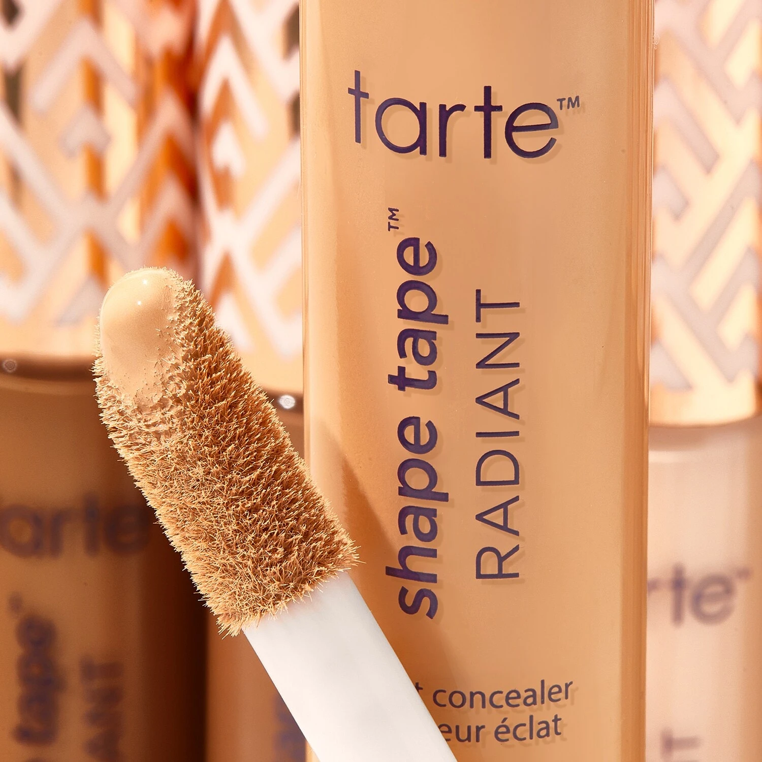 Tarte Shape Tape™ Radiant Concealer - Anticernes 8 Tarte Shape Tape™ Radiant Concealer - Anticernes – Image 6
