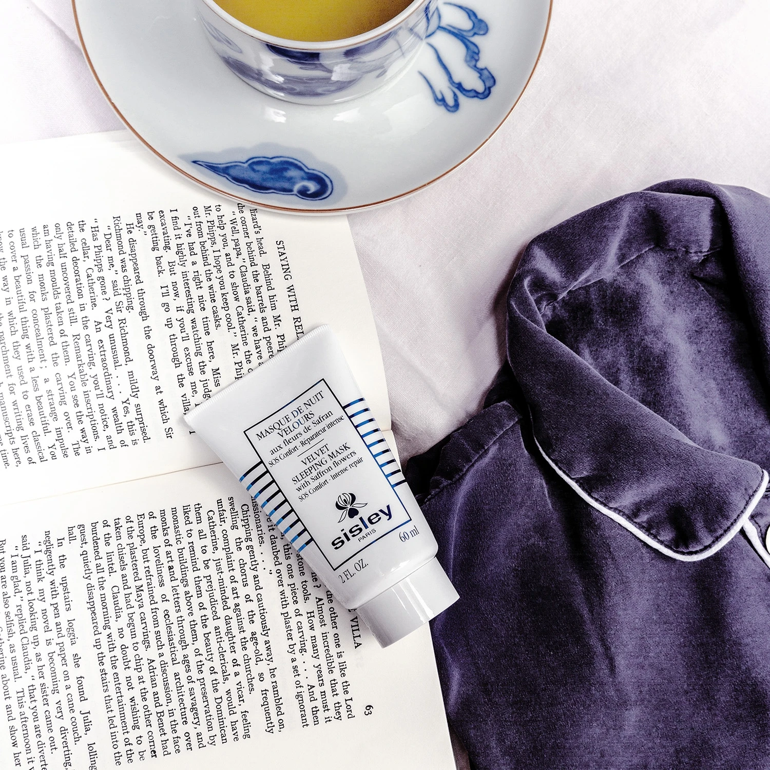 Sisley Soin Velours Aux Fleurs De Safran - Soin Haute Nutrition 6 Sisley Soin Velours Aux Fleurs De Safran - Soin Haute Nutrition – Image 4