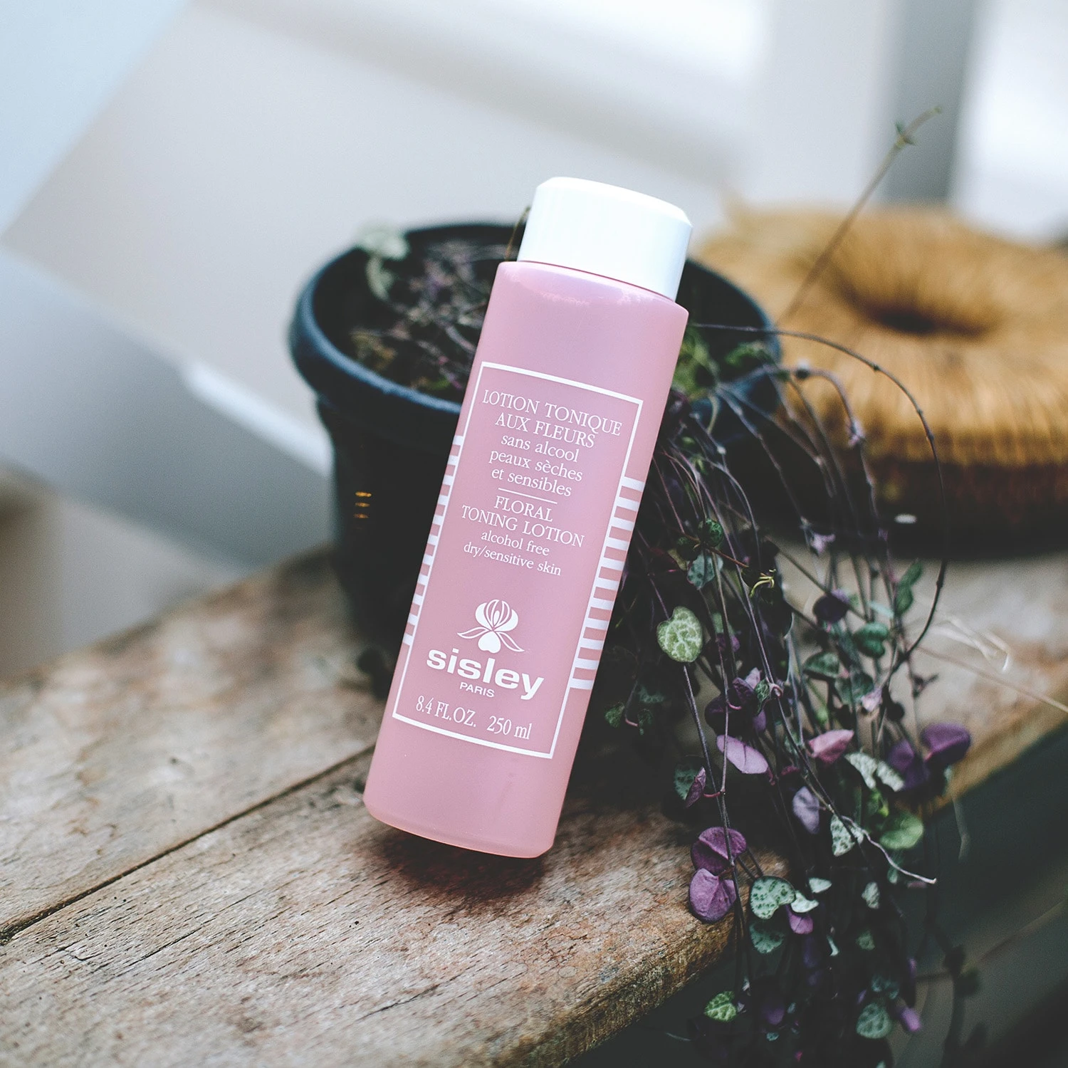 Sisley Lotion Tonique Aux Fleurs 4 Sisley Lotion Tonique Aux Fleurs – Image 3